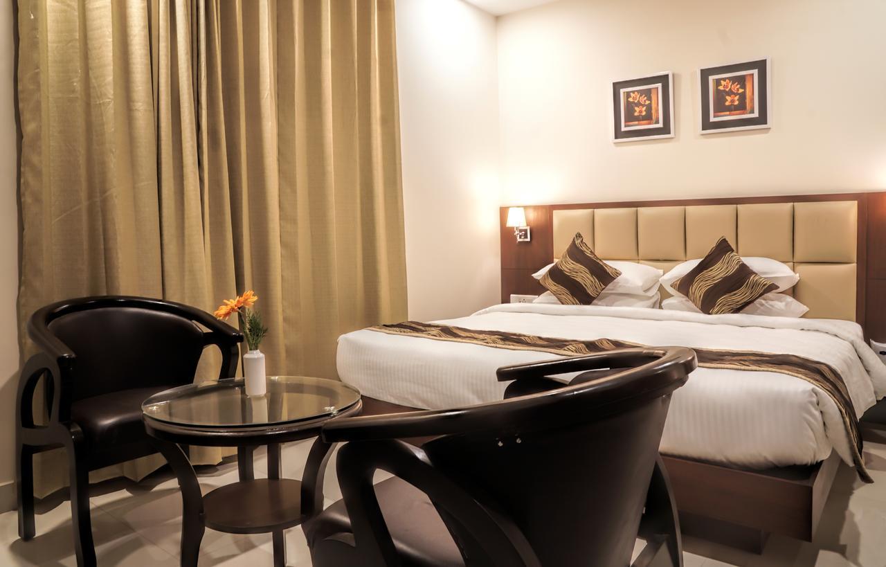 Admire Inn By Tgi Udaipur Esterno foto