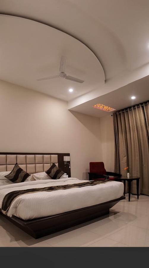Admire Inn By Tgi Udaipur Esterno foto