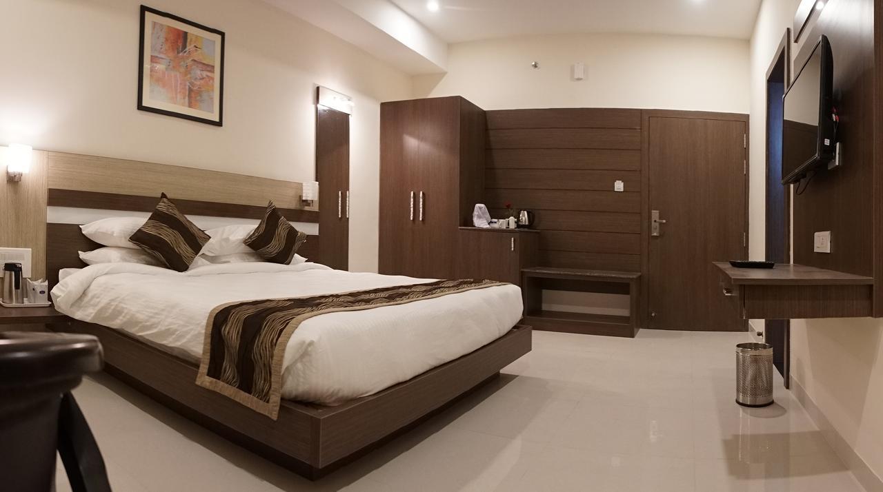 Admire Inn By Tgi Udaipur Esterno foto